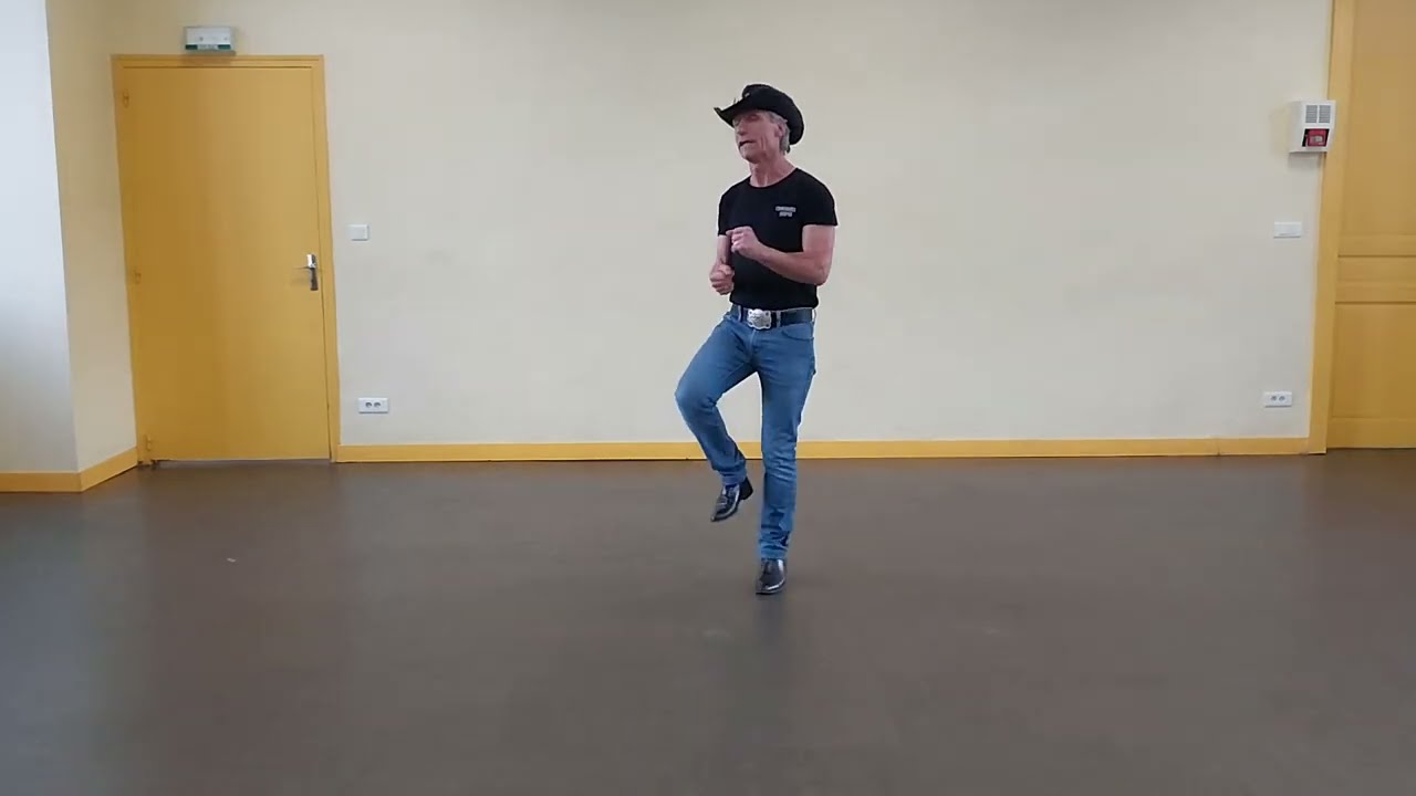 GO YOUR OWN WAY Country line Dance