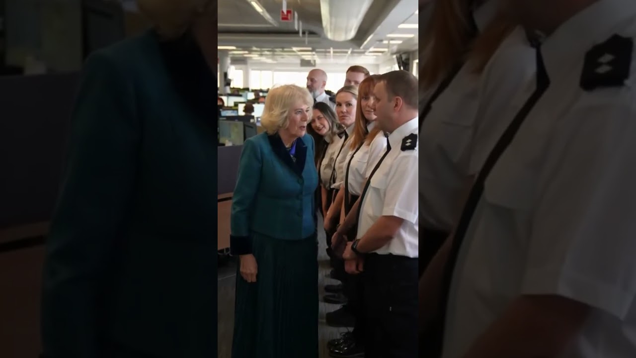 кор.Камилла посетила службу 999 в Эйвон Сомерсет 💒против домашнего сексуального насилия