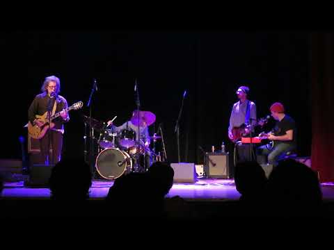 "Pinball Wizard" ad lib/"The Quiet One": Mark Mulcahy at the Shea, 11.11.17