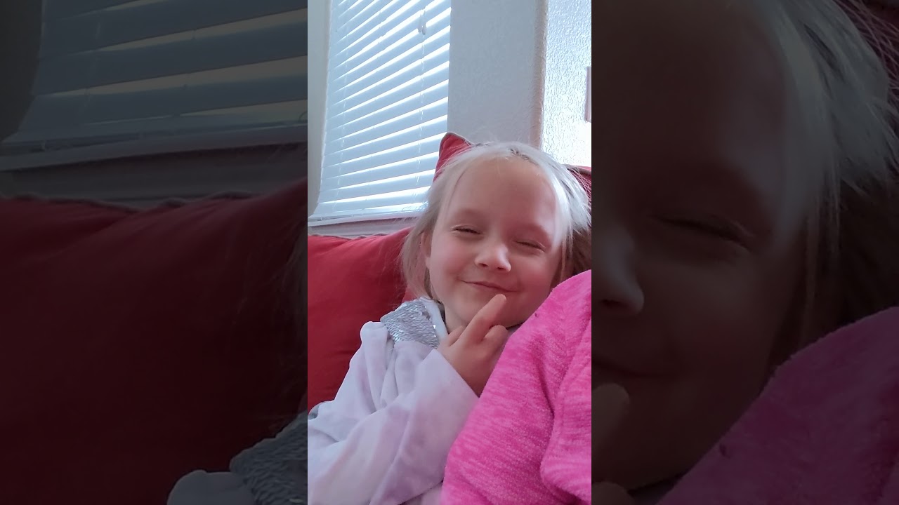 What type of shoes do frogs wear YouTube