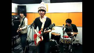 森 / Mori (2010 MV)