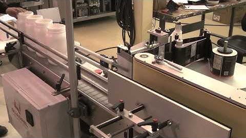 Quadrel | Labeling System  | Labeling Large Diameter Vitamin Supplement Containers