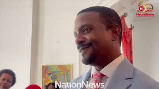 Atualizacao nacional Chris Gibbs empossado como novo Ministro da Habitacao