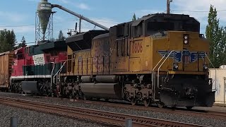 UP 7807 UP 6752 UP 5720 LEAD THE NORTHBOUND MWCRV WITH 3X2 POWER