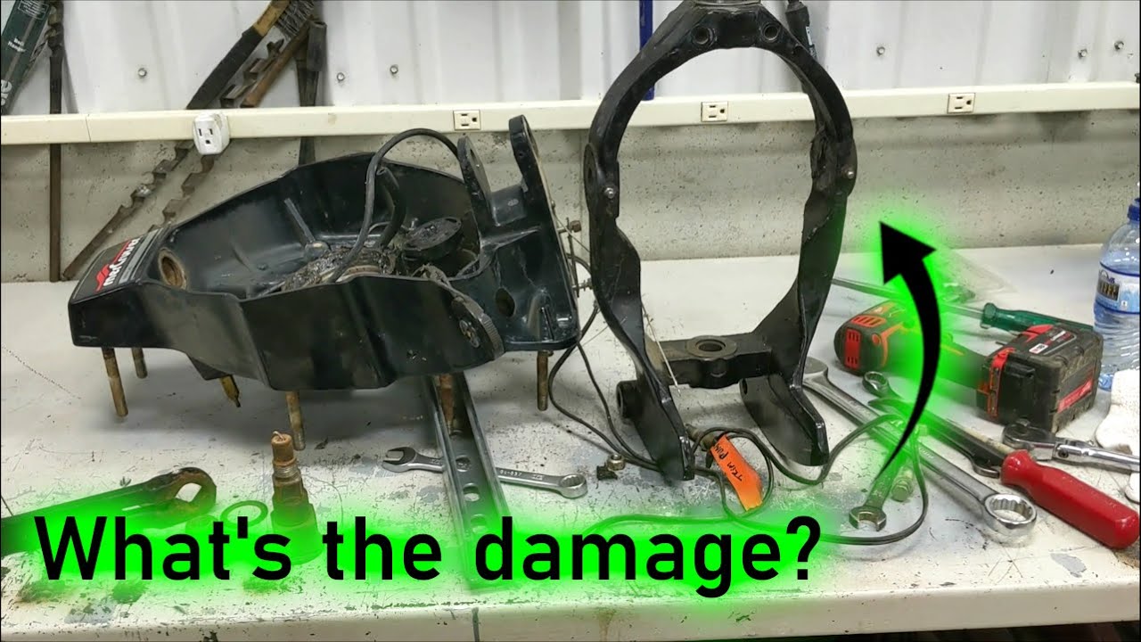 Transom Assembly Disassembly Removing the Worn Gimbal Ring, Swivel