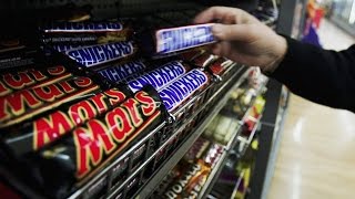 Plastic Found In Mars Candy Bars; Europe-Wide Recall Issued - Newsy