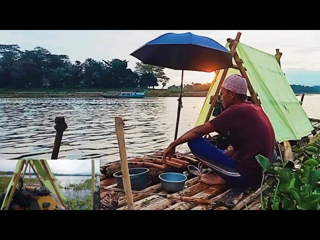 CAMP FISHING Ep.105 NGABOLANG BERMALAM DI ATAS RAKIT BAMBU class=