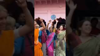 Download Lagu Shyama Aan Baso Vrindavan Mein meri Umar beet Gayi Gokul mein🙏Jai shri RadheKrishna🙏#shorts #krishna MP3 Download Lagu Shyama Aan Baso Vrindavan Mein meri Umar beet Gayi Gokul mein🙏Jai shri RadheKrishna🙏#shorts #krishna MP3