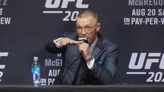 mma- peleas de MMA Conor McGregor - UFC 202 después de la pelea rueda de prensa