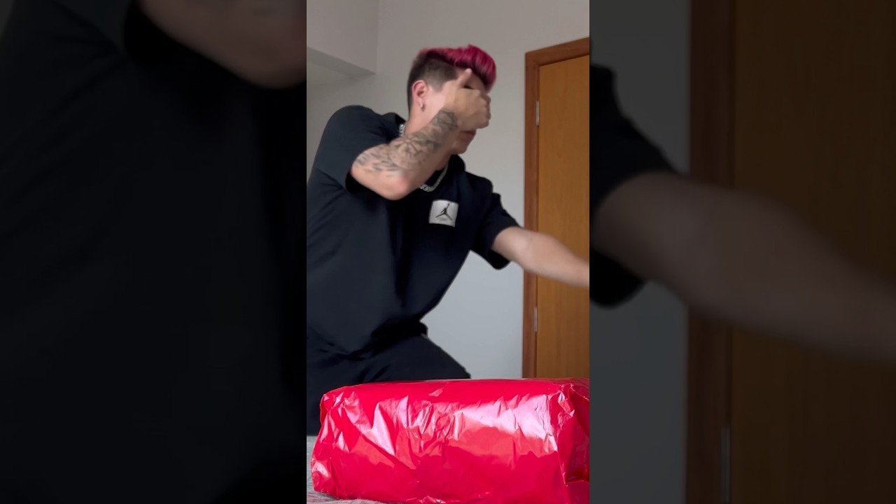 Сюрприз-вечеринка? 😱