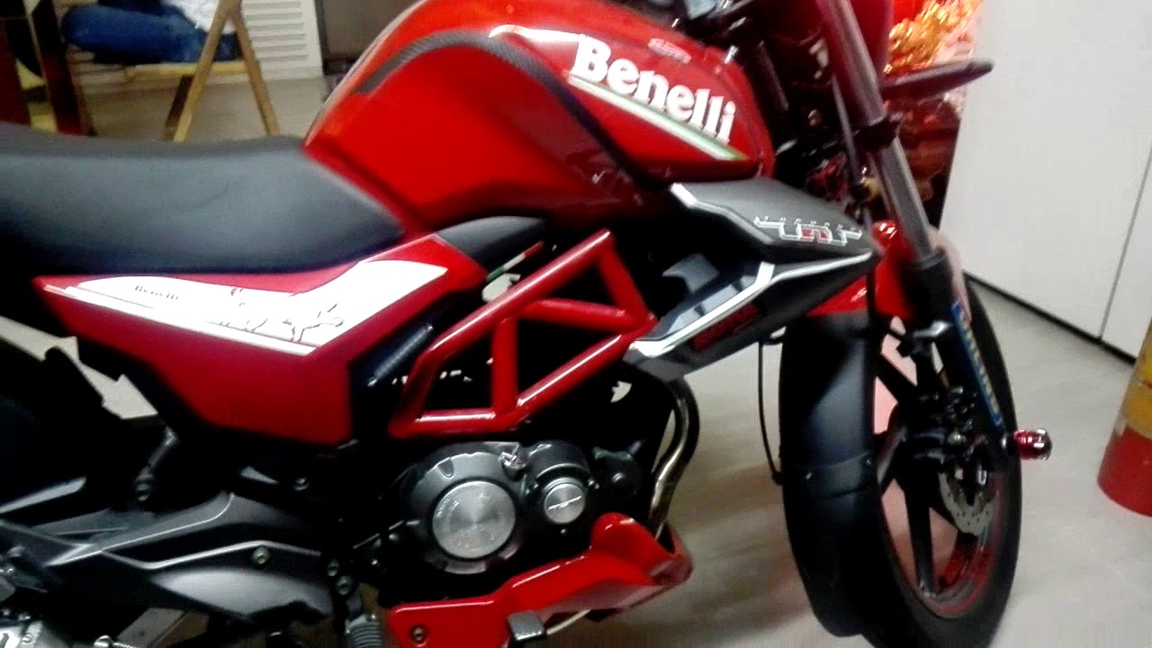 Benelli TNT15 2018 giá bao nhiêu Có gì mới về hình ảnh thiết kế vận hành   MuasamXecom