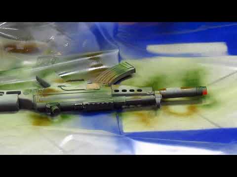 Аэрозольная камуфляжная краска (светопоглощающая) BOSNY