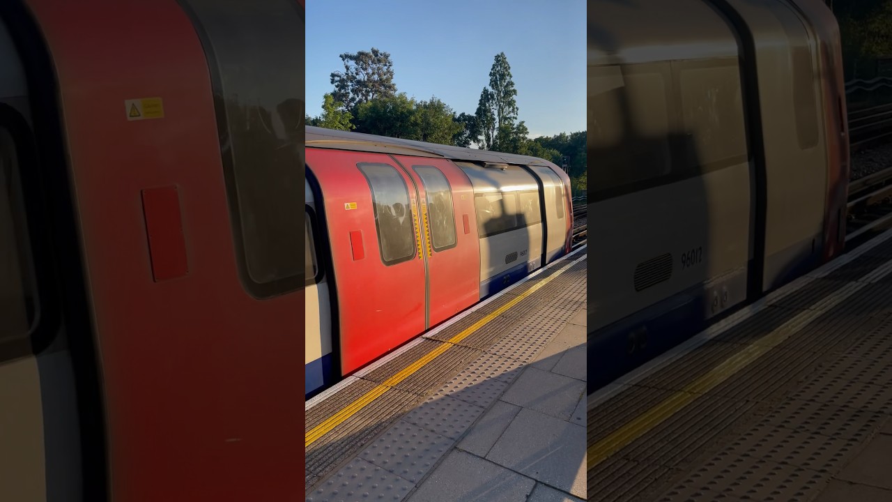 Jubilee line 1996TS 96012 departing West Hampstead
