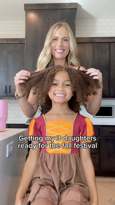 #Hairstyle for my tiny queens💕👑 #curlyhair #curly #daughter #mom #hairstyles #hair #girlmom