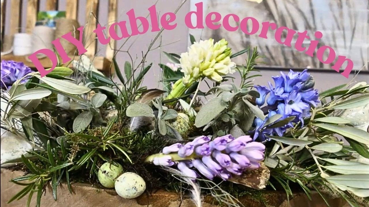 DIY table decoration with herbs & hyacinths on branches | a natural Easter decoration