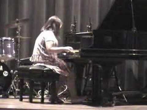 Joanna Elizabeth plays "Rainbow Connection" Piano solo