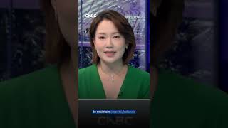 Celebrity Global reaction to Trump tariff ruling Profile