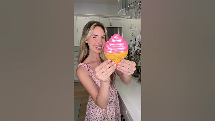 I wasn’t expecting that! 🥹💕 Trying the Cookeez Makery Yum Yumz!