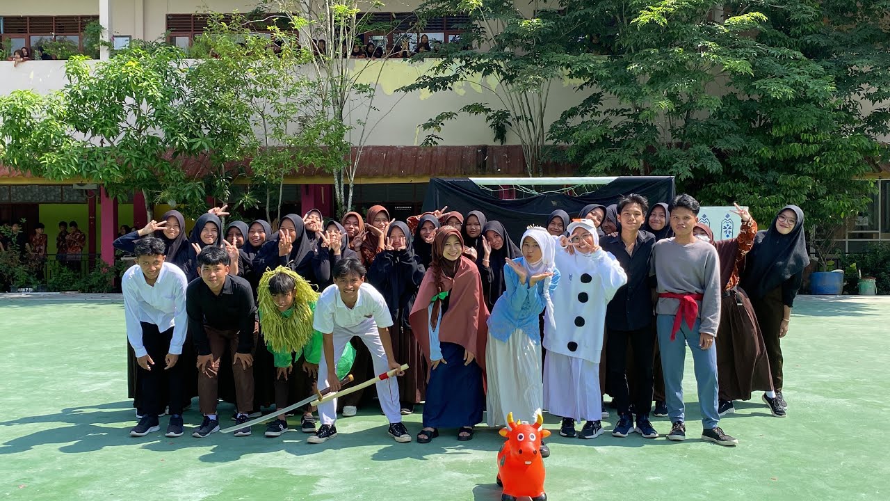 English drama Frozen from XI F