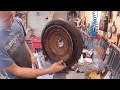 Puch SR - Removing rusted and fitting new tyre - Festgerosteten Reifen entfernen und neuen aufziehen