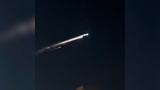 Space Junk Reentering Earths Atmosphere Over Pasadena, CA 4/2/2024 by StormChasingVideo 1,890 views 1 month ago 1 minute, 11 seconds