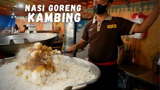 Sekali Masak Porsi Besar NASI GORENG KAMBING Jakarta Sejak 1958