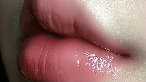 Red and Beautiful girl lips || Lips on kiss ||