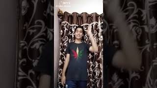 Tere lak da tu lagdi karachi di