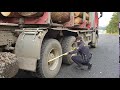 Policejní hlídky udělují kamionům se dřevem i třicetitisícové pokuty