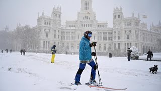 Espagne : des chutes de neige inédites depuis 50 ans sèment le chaos