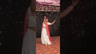 mehndi rachn lage dance performance #mehndi #dance #comedy  #wedding #waitforend #youtube #feed