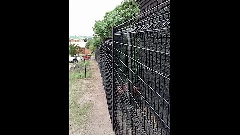 DIY - Fence installation  - The Beach House Hub (PTY) Ltd