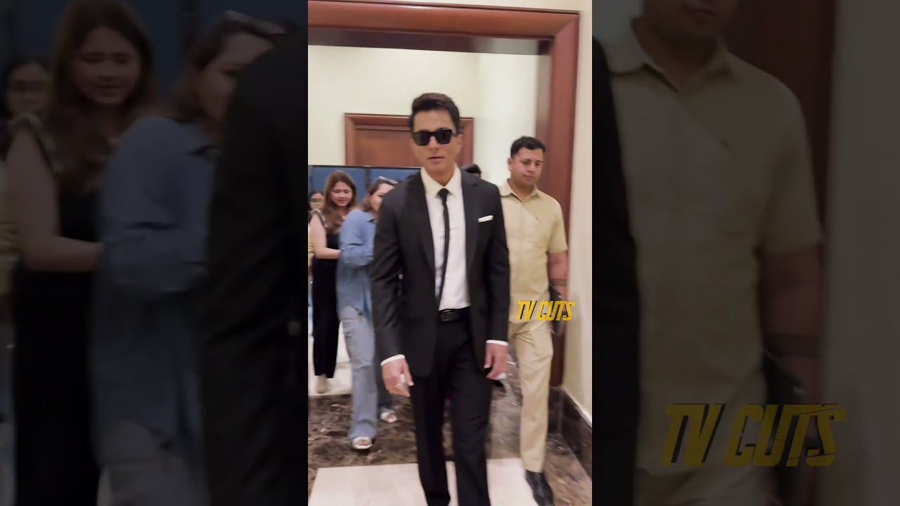 Sonu sood was looking stunning in black 🖤😎spotted at event 