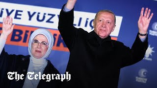 video: Turkey election: Erdogan faces a presidential runoff but appears ahead of rival