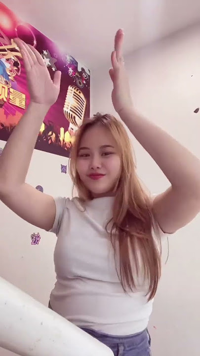 Halo lama tidak bikin video #masukberanda #musikterbaru #gemoy #musikhiburan #musikjj #beranda #hibu