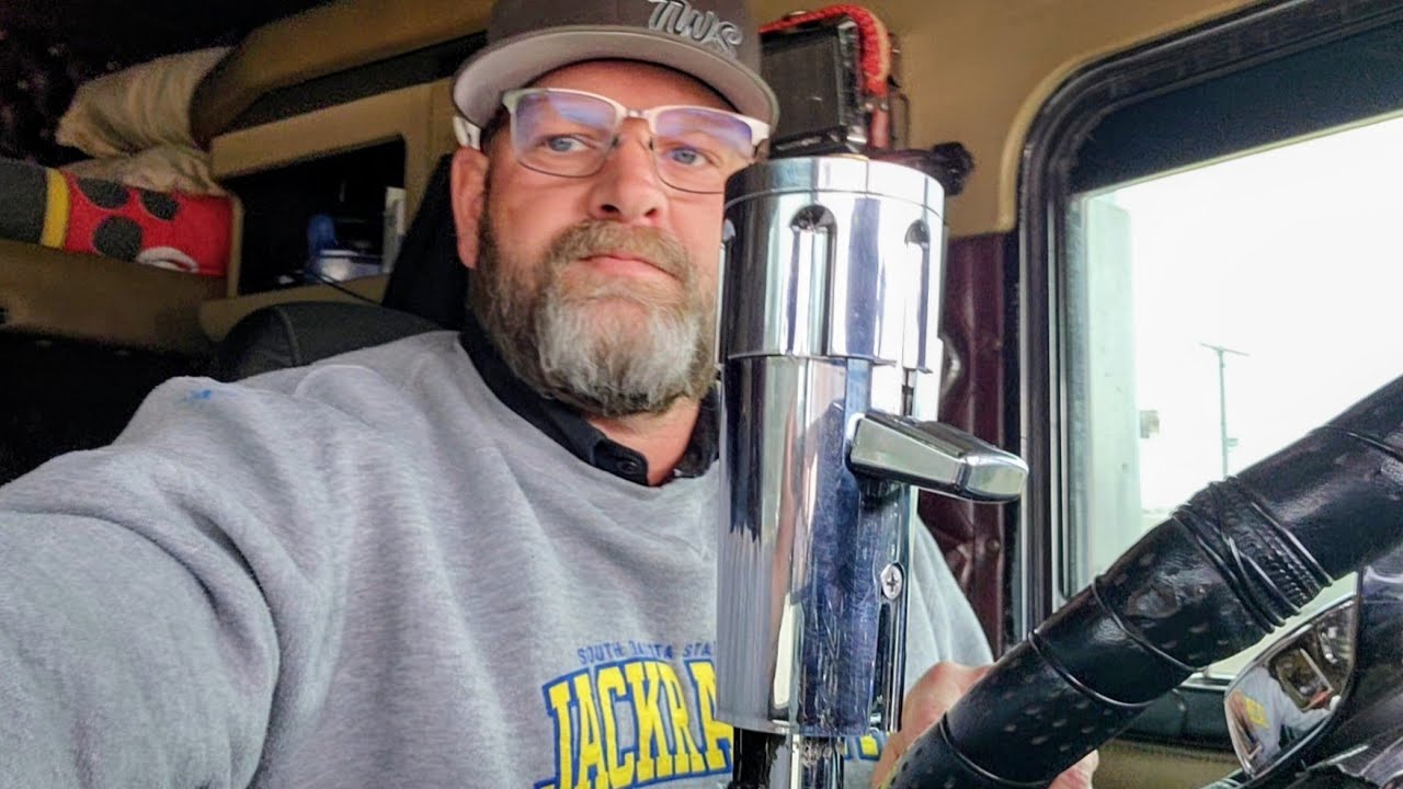 Maybe It's Just My Old Kenworth Thats The Problem // Roads 