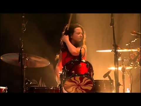 The White Stripes - Glastonbury 2005 - 12 Hardest Button To Button