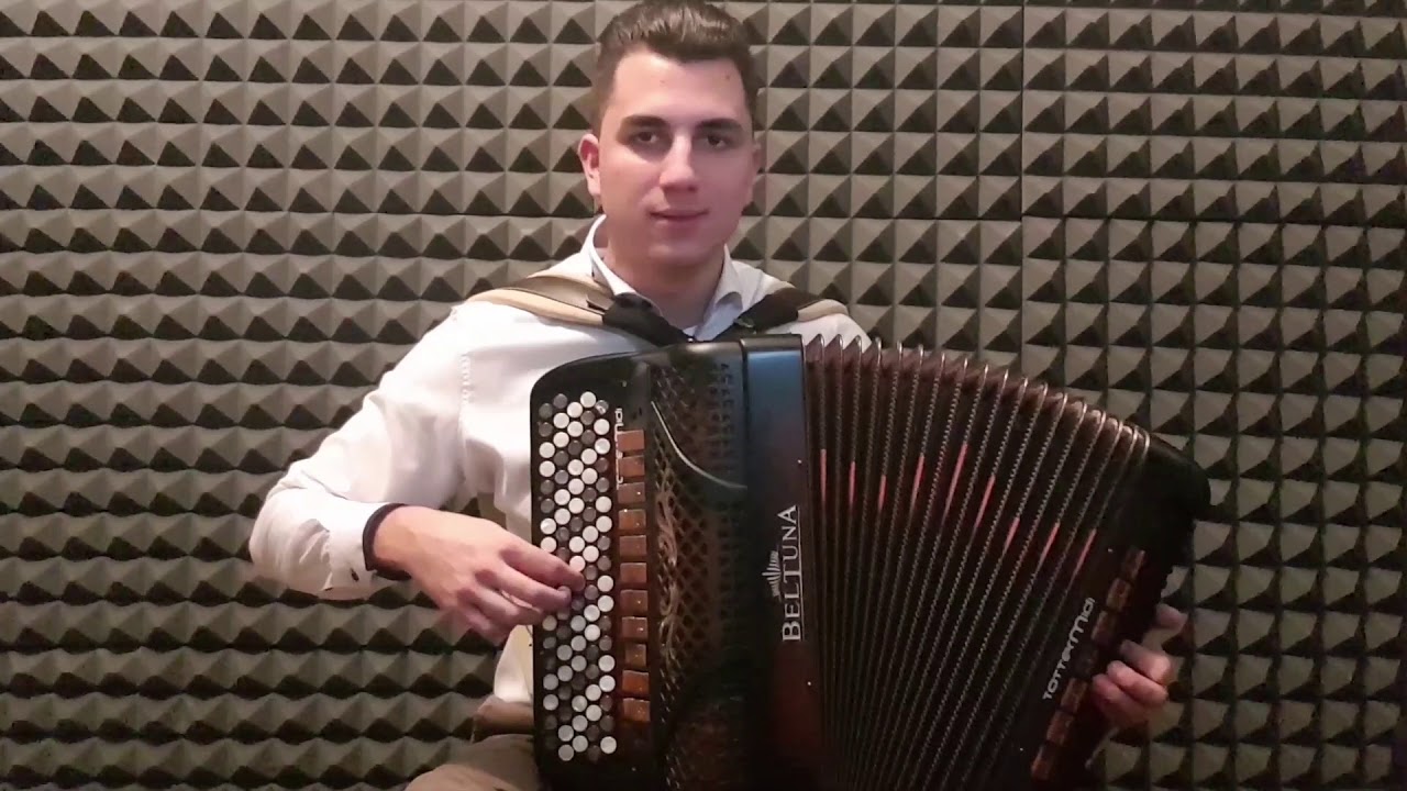 BELTUNA SPIRIT 120/4picolo /C griff - Prezentacija harmonike
