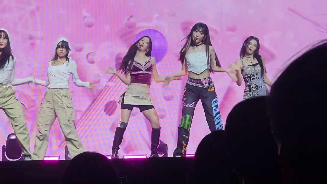 [230712][Fancam] ODD EYE CIRCLE Version Up Showcase - Sweet Crazy Love