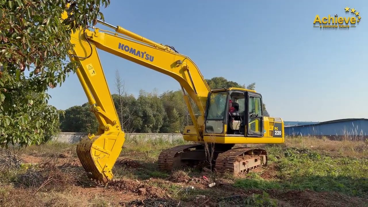 🚜 Komatsu PC220LCi-12: 20% Fuel Savings + 3D Smart Control - Next-Level Excavator Tech!