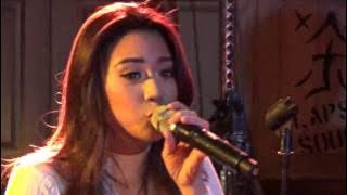Morissette Amon sings Nina Medley at the Coffee Bean for Stages Sessions