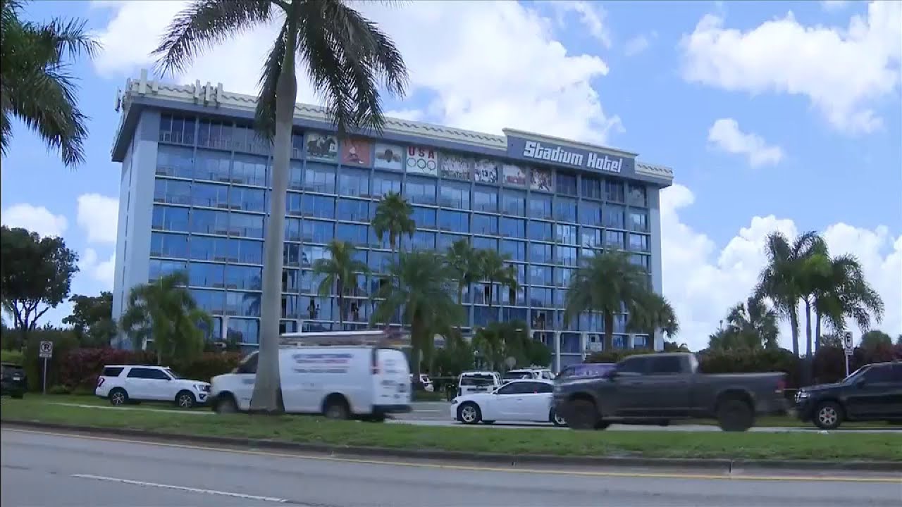 Suspect in custody following triple shooting at Miami Gardens hotel