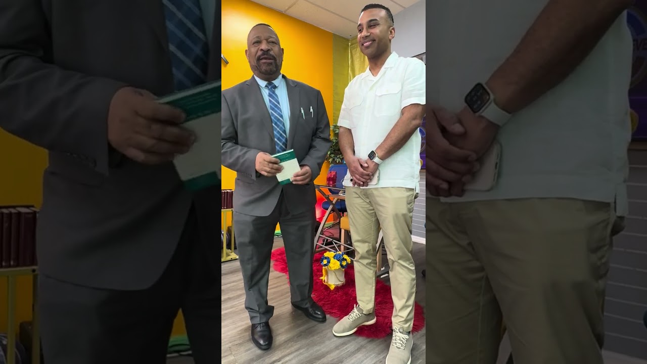 With a talented young man and leader of the system Education of NYC, also in the world leadership +