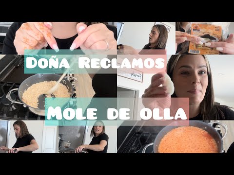 Doña Reclamos y su famoso MOLE DE OLLA - YouTube