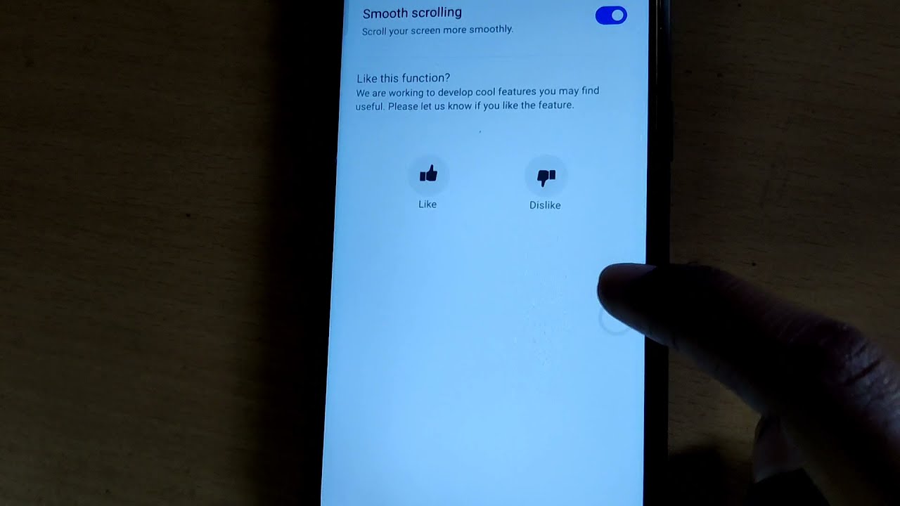 How do I enable smooth scrolling in Realme?