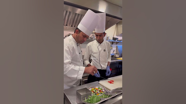 This chef did something unexpected in the kitchen 😂