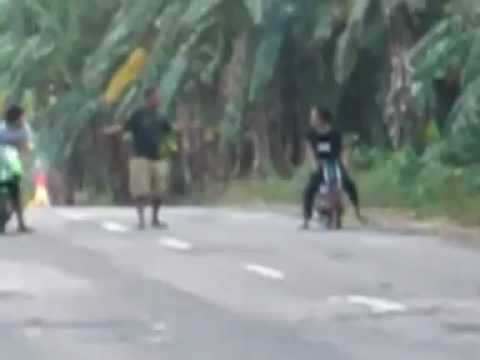 BUMIAYU DRAG BIKE (BRC) "FIZ-R 115cc VS NINJA RR 150cc".mp4 - YouTube