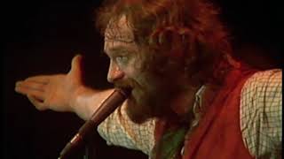 Jethro Tull - Instrumental - Drum Solo / Cross-Eyed Mary / Wind Up / Back Door Angels - Live 1977