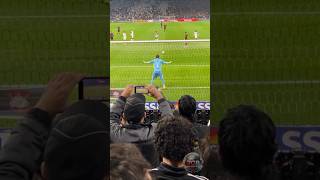 Yuri Alberto Tentou A Cavadinha E O Rossi Fez A Defesa Sentado.