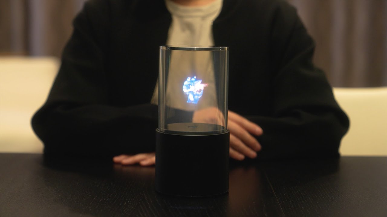 Sony R&D Center | 透明スクリーンディスプレイ - YouTube